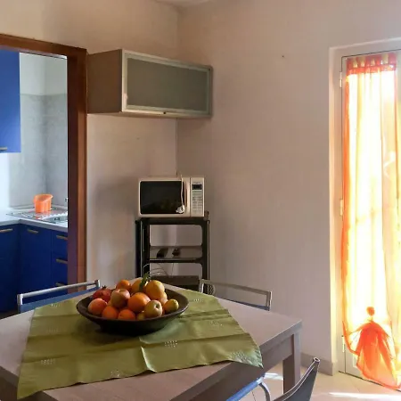 Il Borgo Delle Mimose 353s アパート